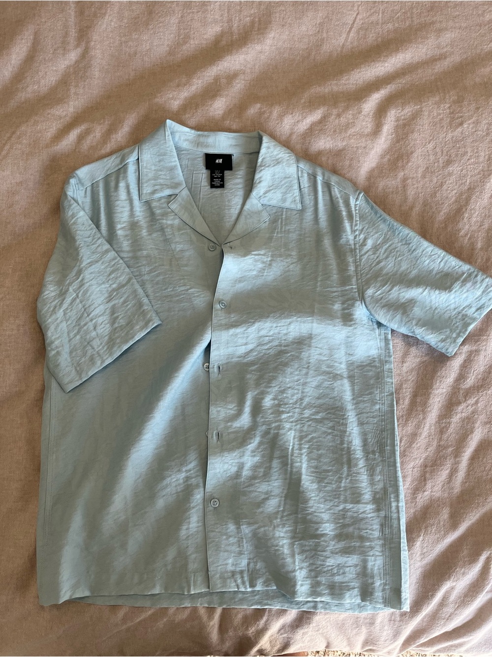 H&M Pale Blue Short-Sleeve Camp Collar Button-Down Shirt